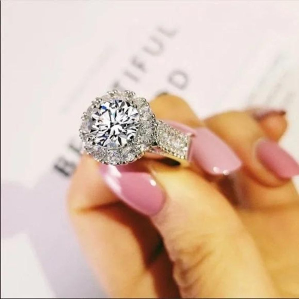 NEW 925 STERLING SILVER ROUND DIAMOND HALO RING, BEAUTIFUL RING, SHINY RING. - Picture 3 of 7